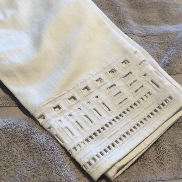 Coldwater Creek white jeans.  Misses 14. Like new - Picture 5 of 8